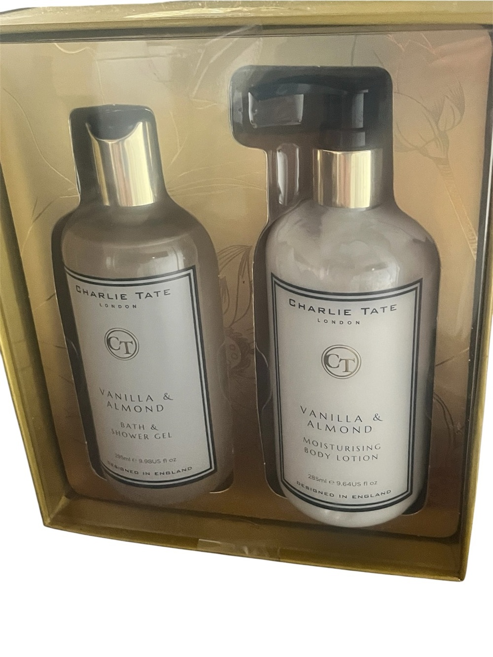 Vanilla & Almond Bath & Body Set - White Brand New H69